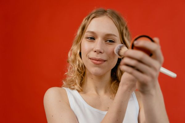 Beauté, cosmétique femme : 5 astuces incontournables à découvrir