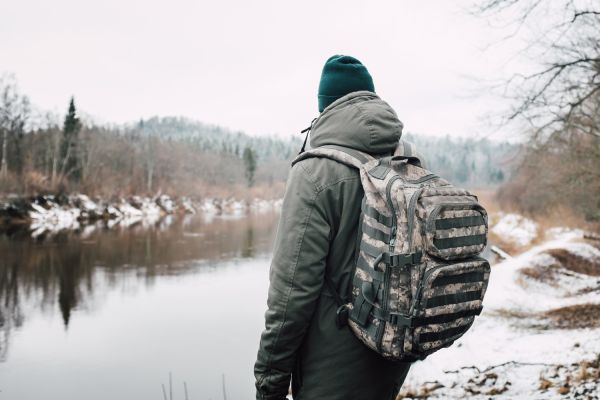 Découvrez le style tendance du mode gorpcore cette été